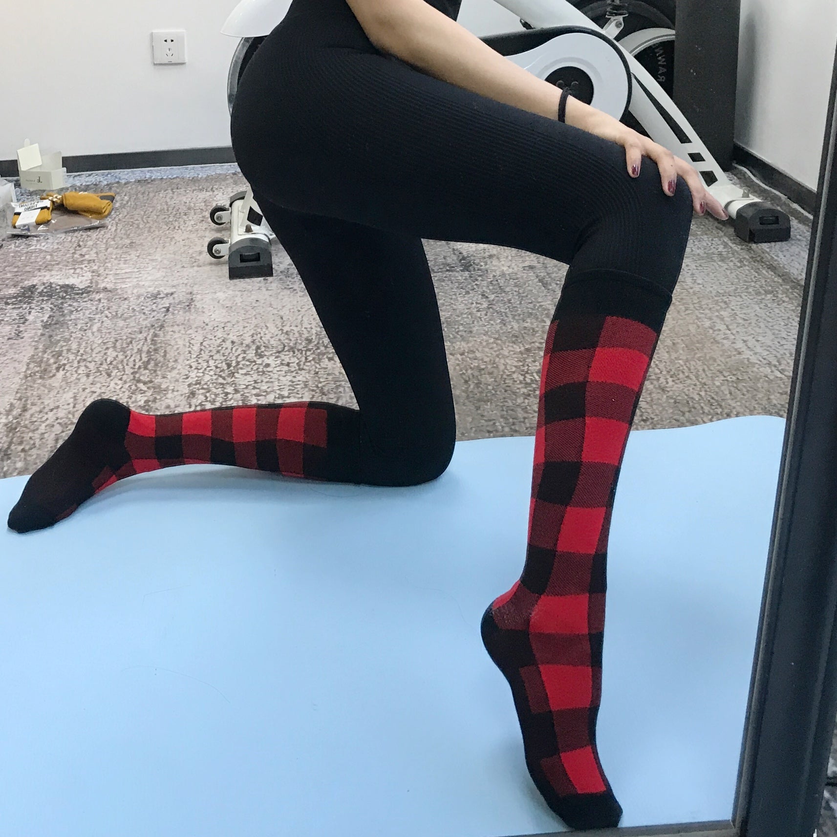 Knee-Length Fitness Cheerleading Yoga Running Socks