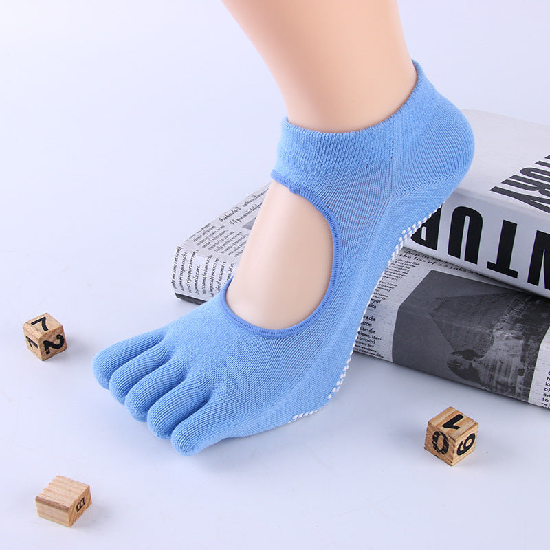 Non-Slip Yoga Socks for Enhanced Grip and Comfort